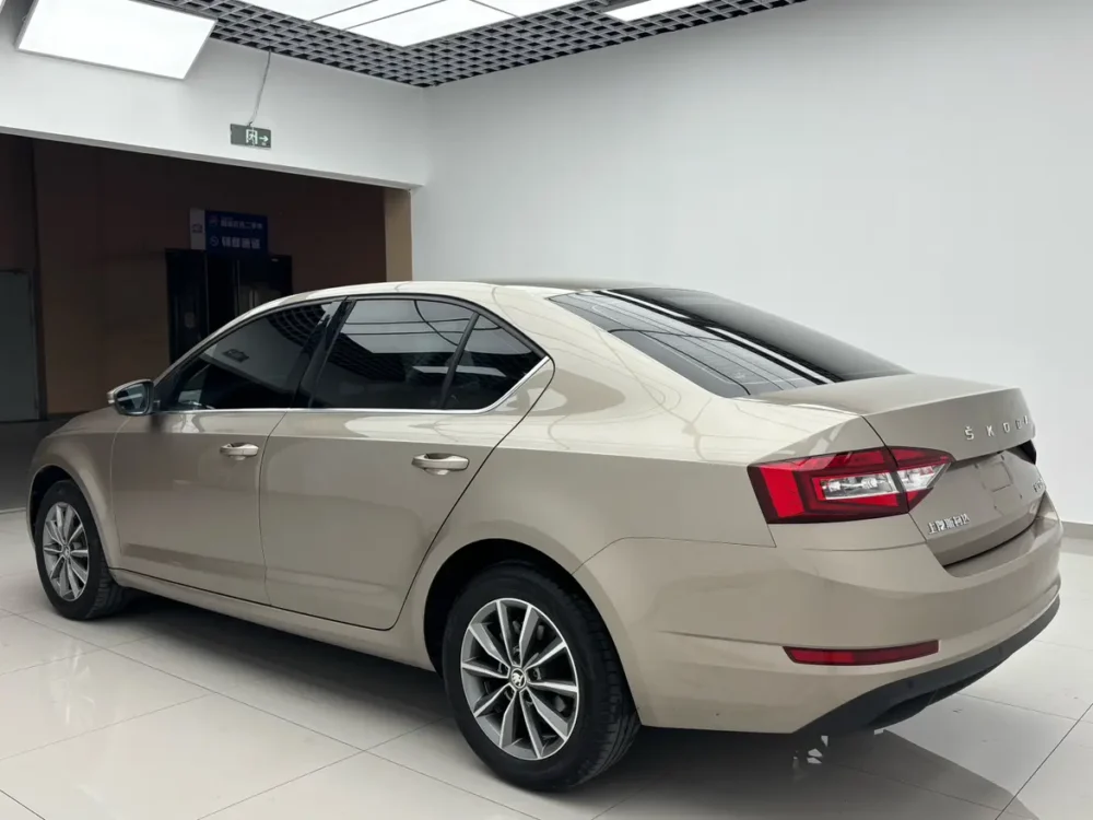 Skoda Octavia 1.5L Automatic Comfort Edition