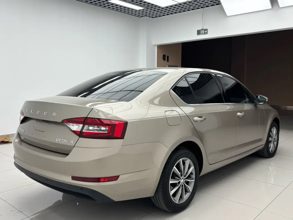 Skoda Octavia 1.5L Automatic Comfort Edition
