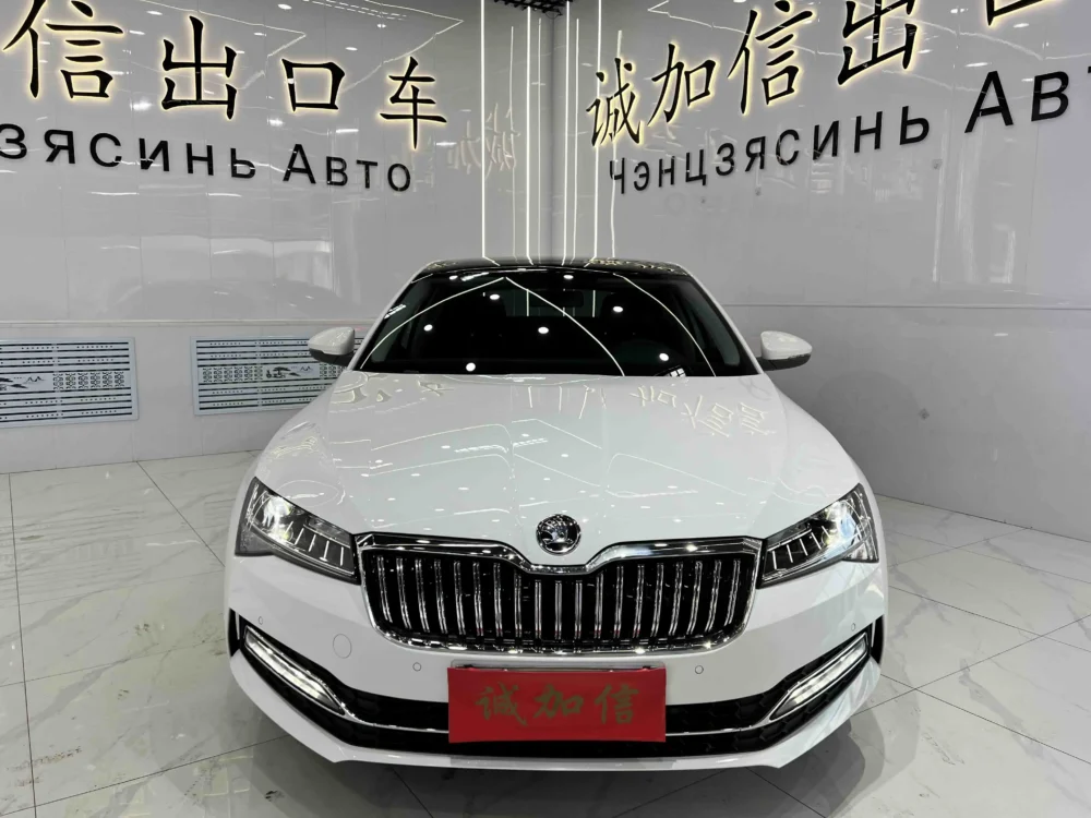 Skoda Superb Modified TSI280 DSG Premium Edition
