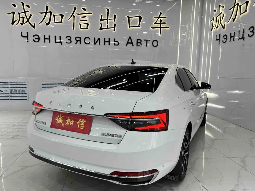 Skoda Superb Modified TSI280 DSG Premium Edition