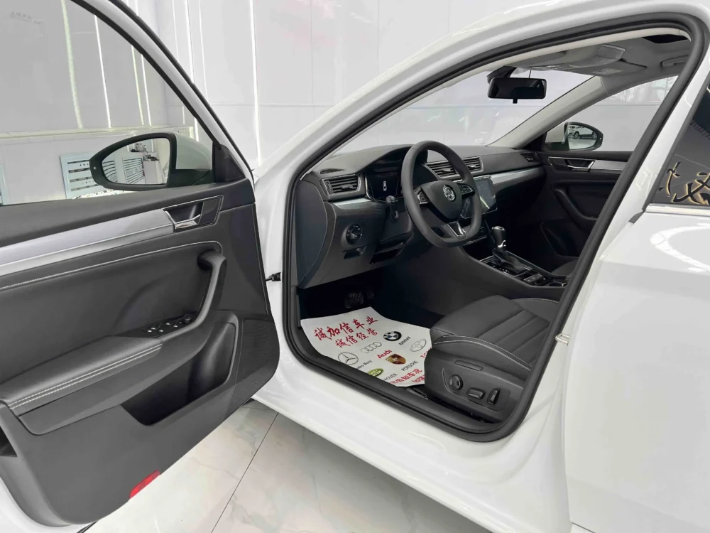 Skoda Superb Modified TSI280 DSG Premium Edition