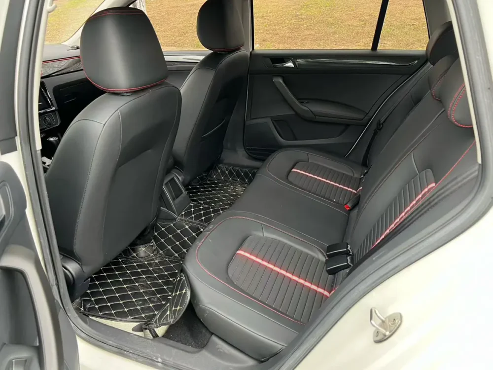 Skoda Rapid Hatchback 1.5L AT Comfort Edition