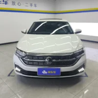 Volkswagen Sagitar 200TSI DSG Flying Ed