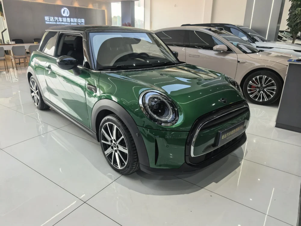Mini Hatch 3dr Artist 1.5T