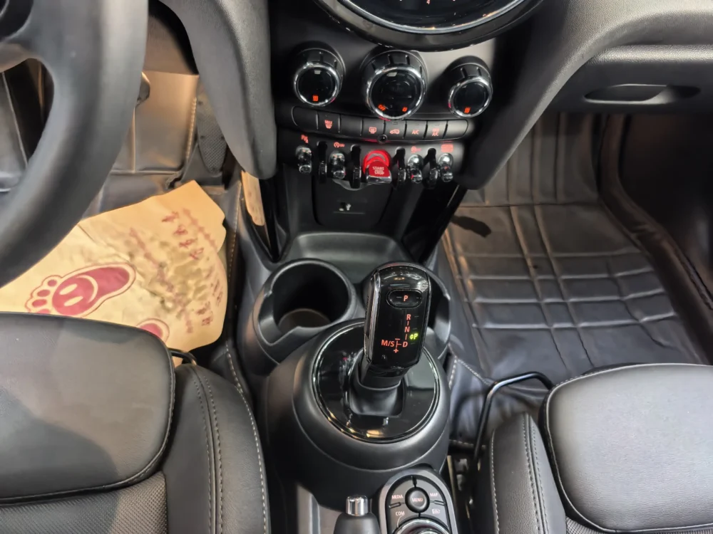 Mini Hatch 3dr Artist 1.5T
