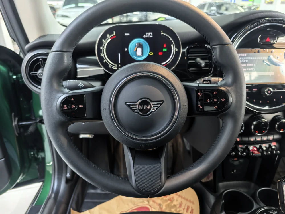 Mini Hatch 3dr Artist 1.5T