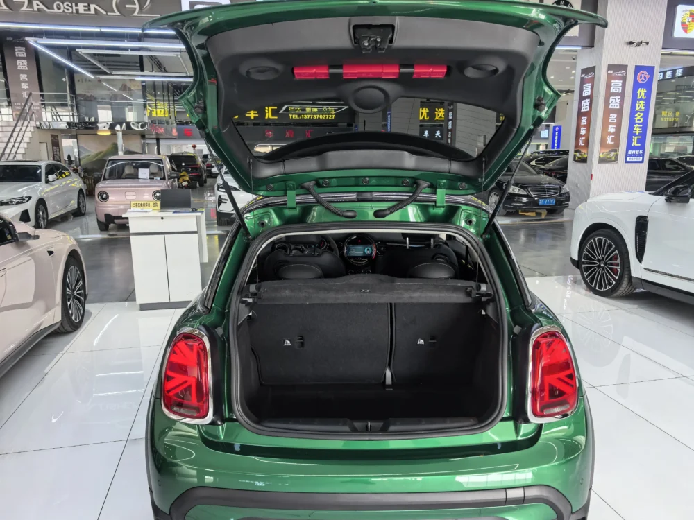 Mini Hatch 3dr Artist 1.5T