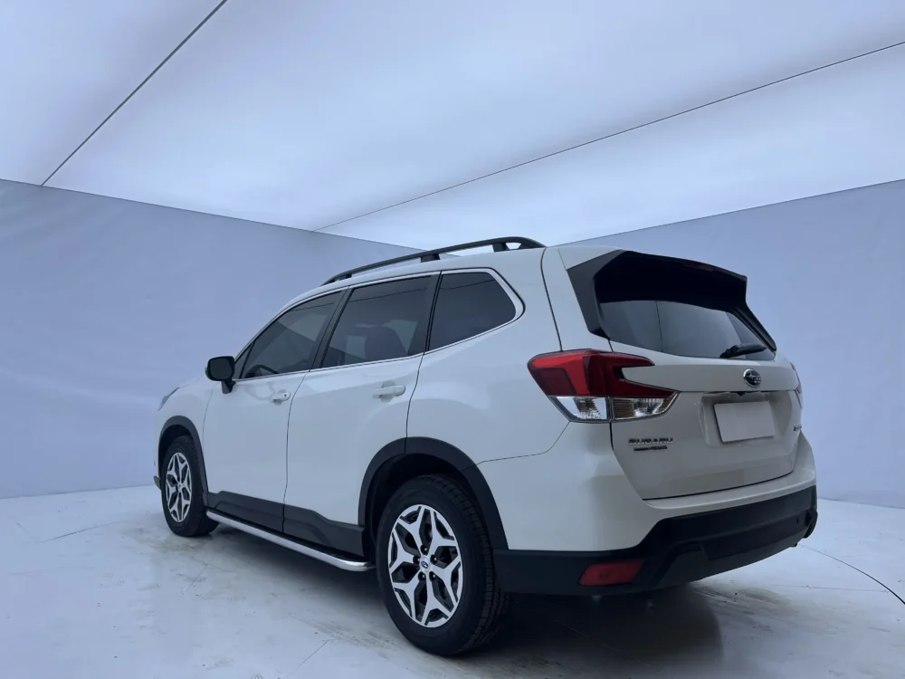 Subaru Forester 2.0i CVT AWD Luxury EyeSight