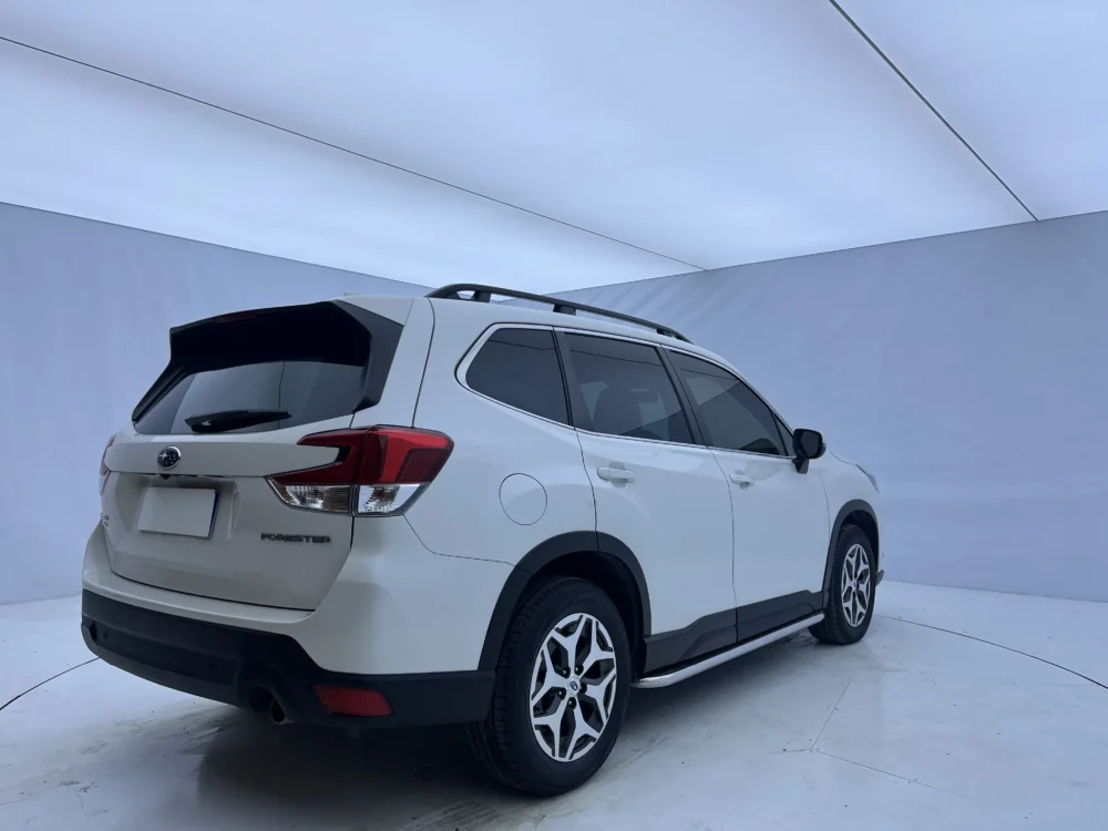 Subaru Forester 2.0i CVT AWD Luxury EyeSight