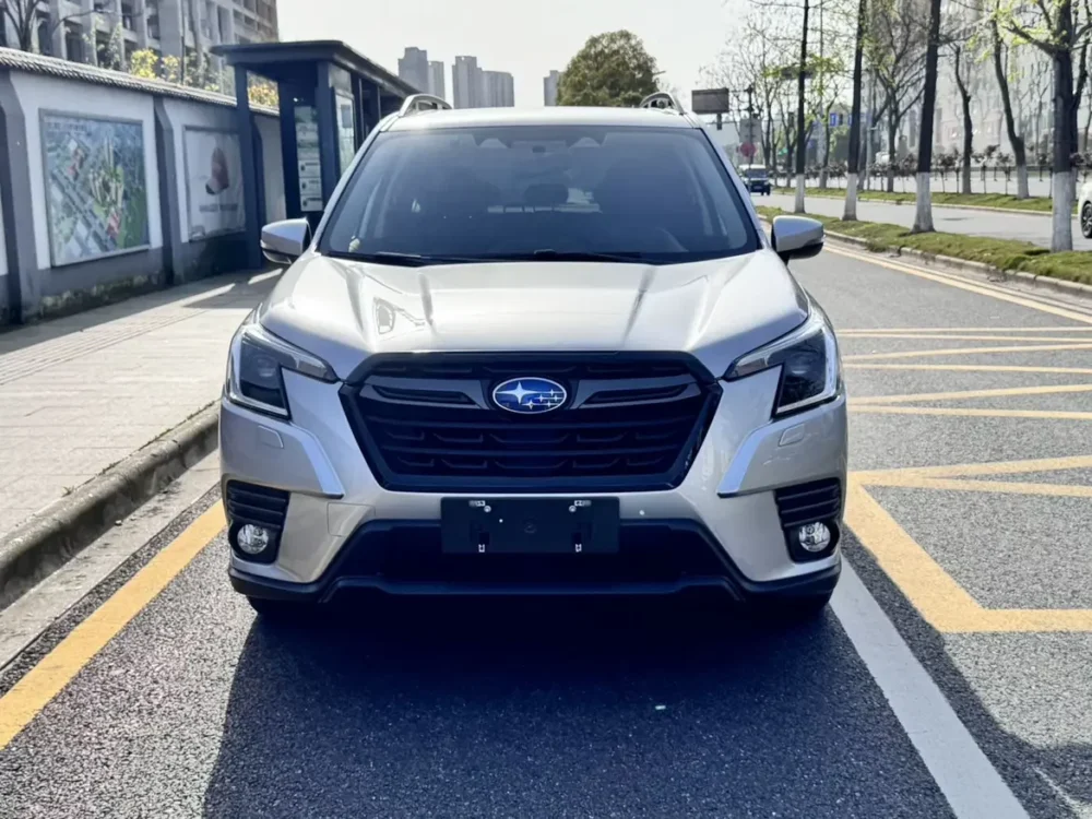 Subaru Forester 2.0i AWD Luxury EyeSight