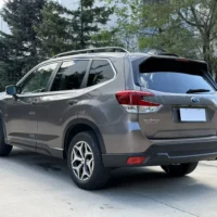 Subaru Forester 2.0i AWD Deluxe