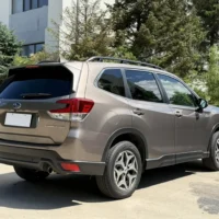 Subaru Forester 2.0i AWD Deluxe