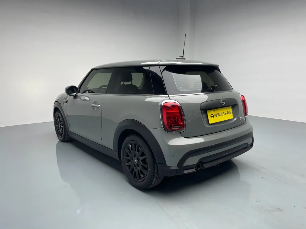 Mini Hatch 3dr 1.5T One