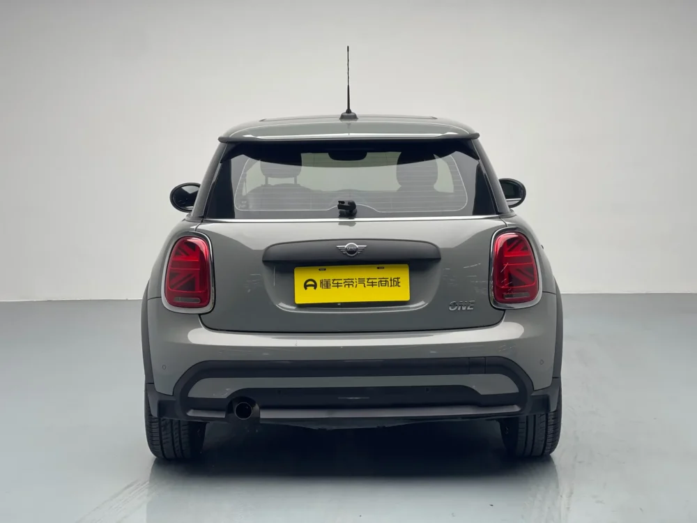 Mini Hatch 3dr 1.5T One