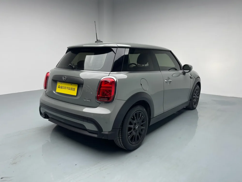Mini Hatch 3dr 1.5T One
