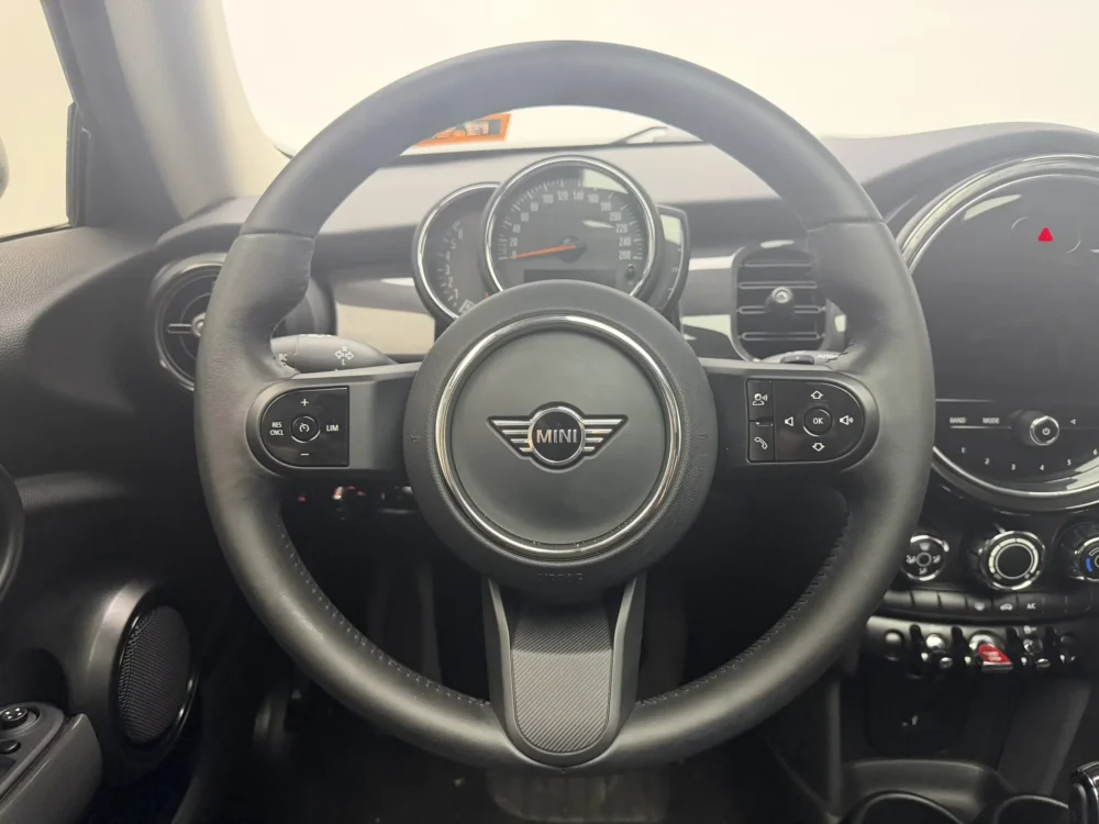 Mini Hatch 3dr 1.5T One