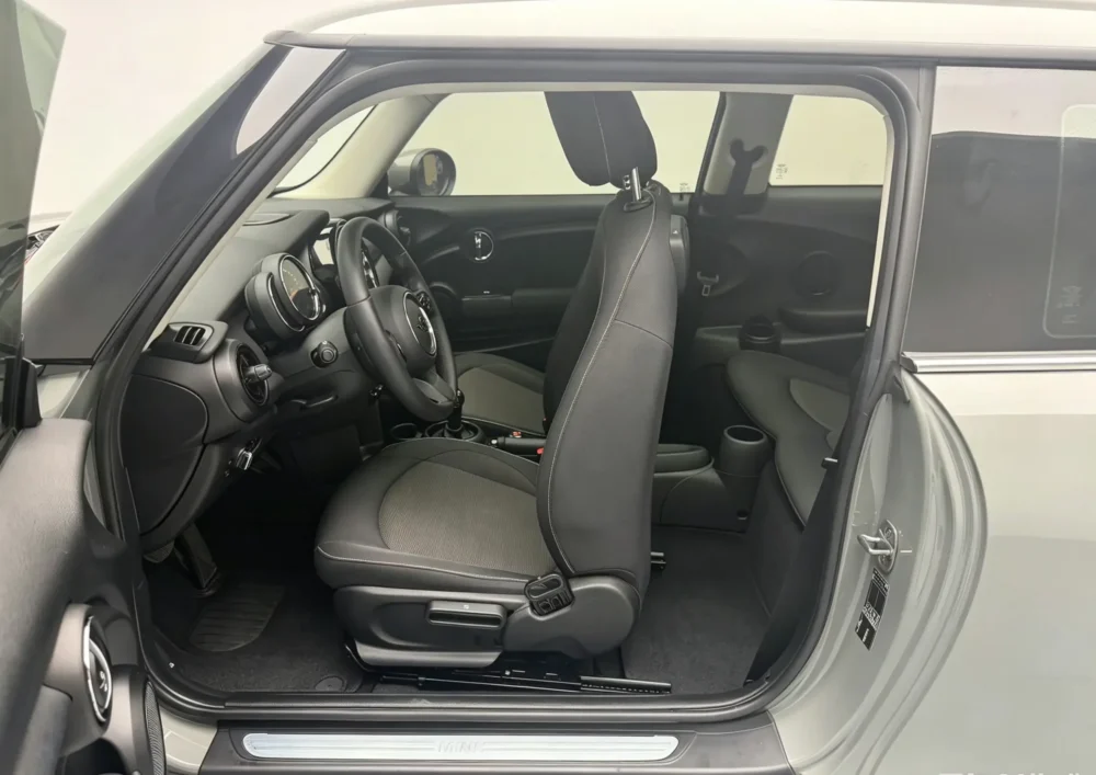Mini Hatch 3dr 1.5T One