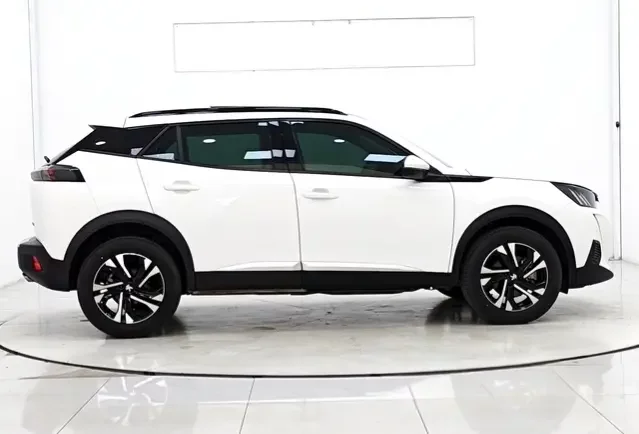 Peugeot 2008 230THP THE ONE