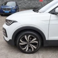 Volkswagen Tharu XR 1.5L AT