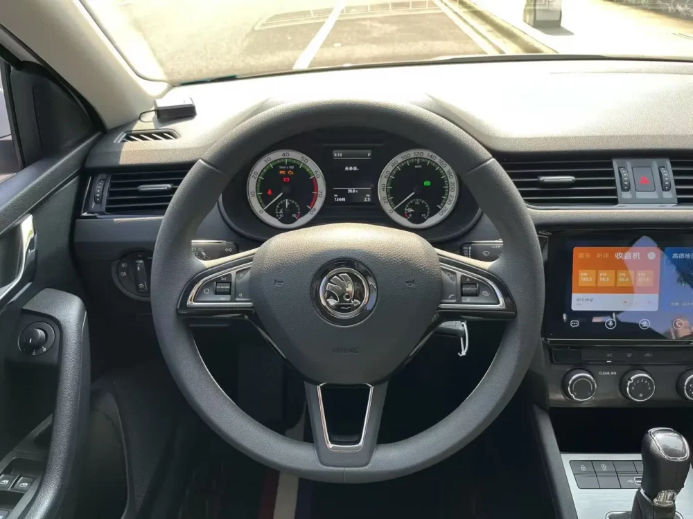 Skoda Octavia 1.5L AT Comfort Edition