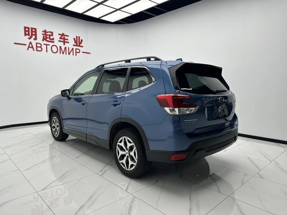 Subaru Forester 2.0i AWD Luxury EyeSight