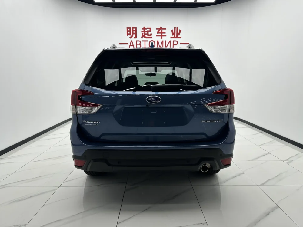 Subaru Forester 2.0i AWD Luxury EyeSight