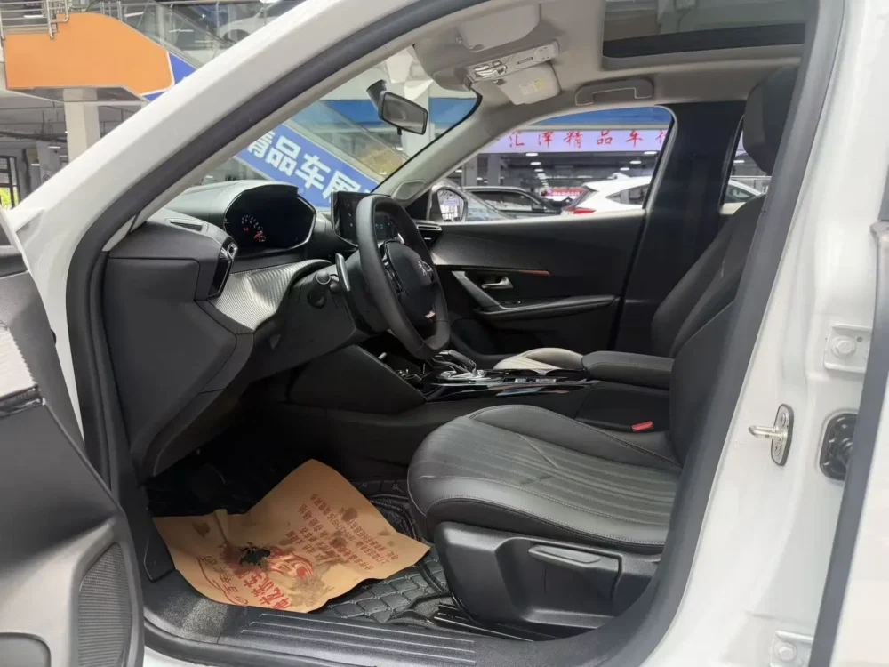 Peugeot 2008 230THP THE ONE