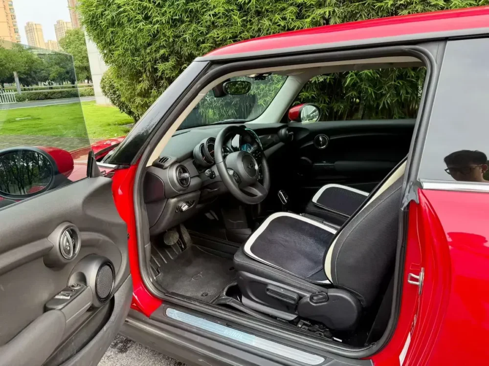 Mini Hatch 3dr 1.5T One