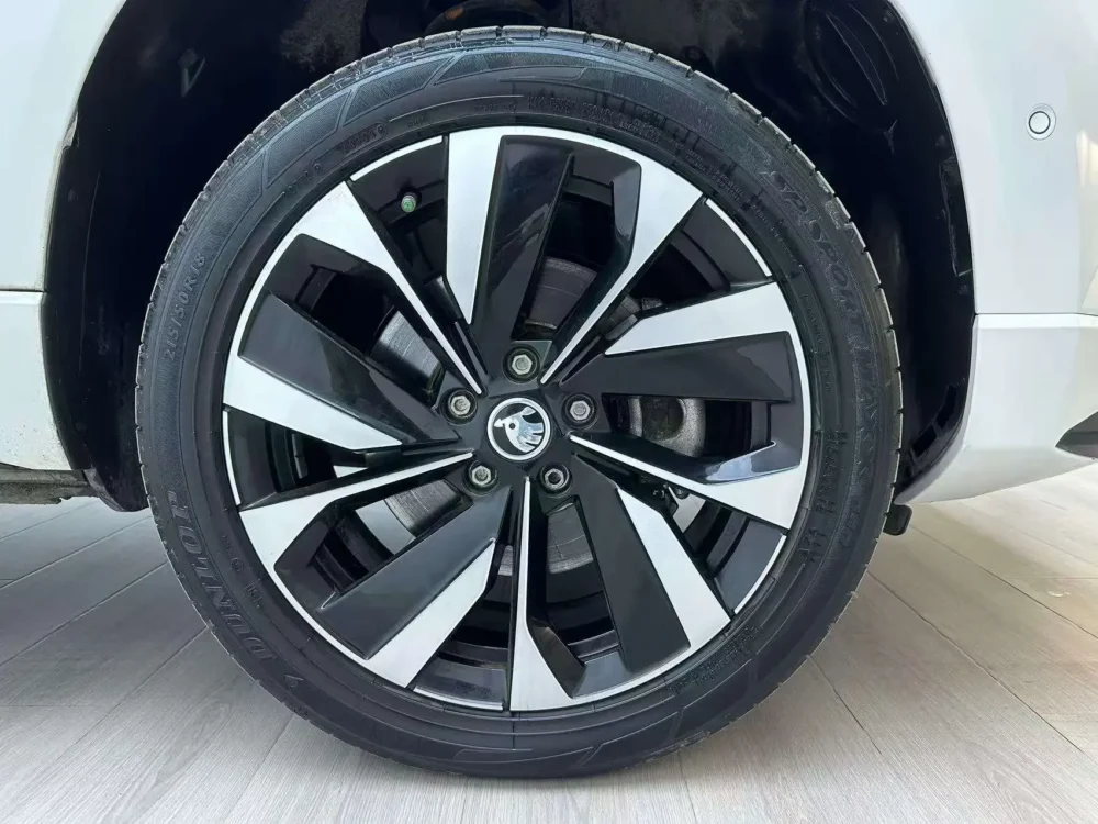 Skoda Karoq TSI280 Luxury Edition