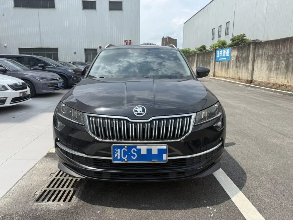 Skoda Karoq TSI280 Premium Edition