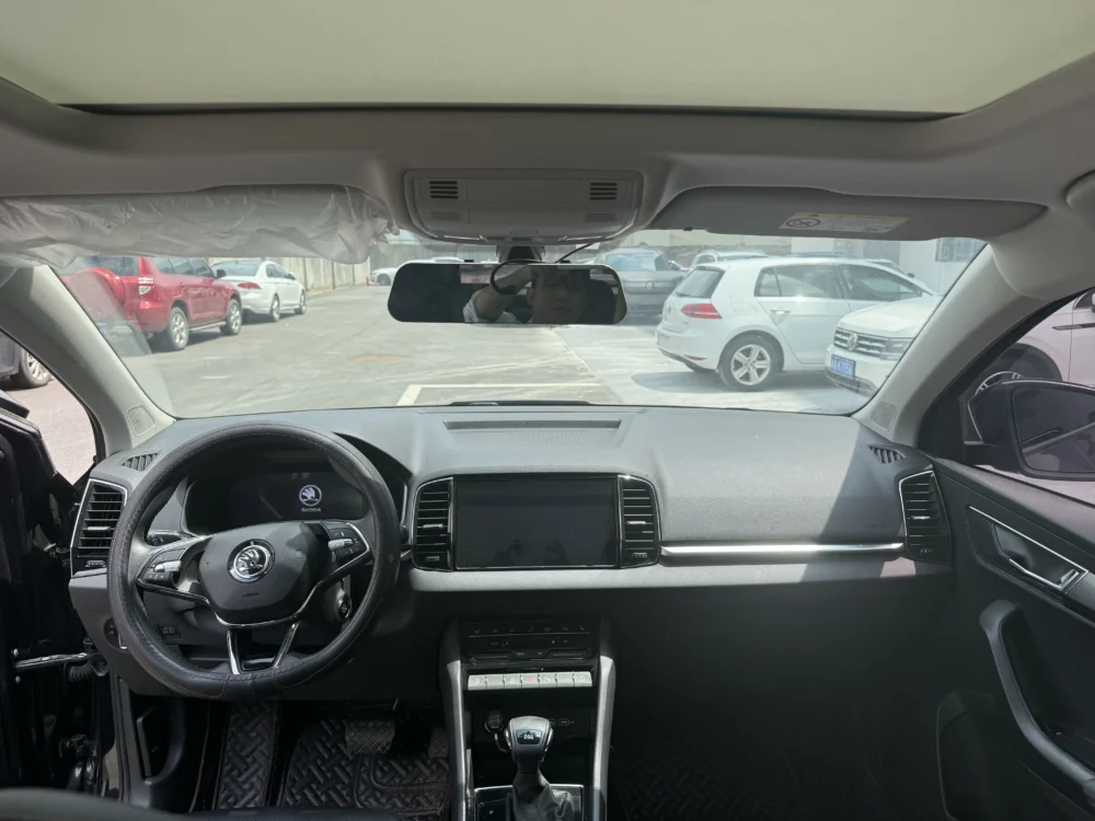 Skoda Karoq TSI280 Premium Edition