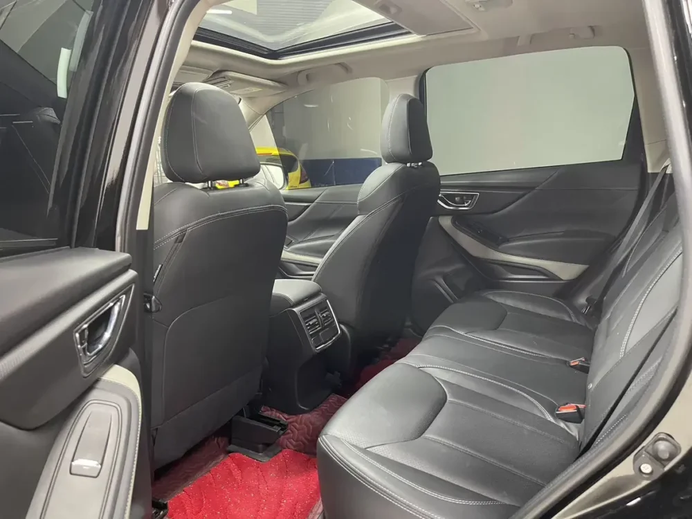 Subaru Forester 2.0i AWD Luxury EyeSight