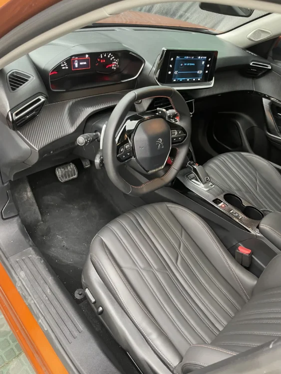 Peugeot 2008 230THP THE ONE