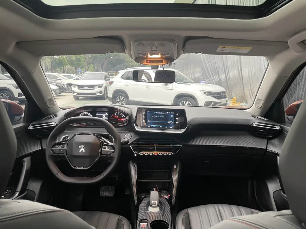Peugeot 2008 230THP THE ONE