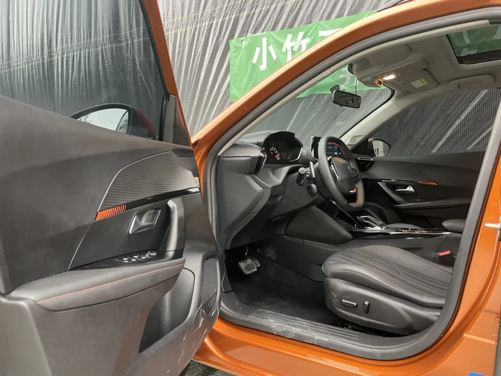 Peugeot 2008 230THP THE ONE