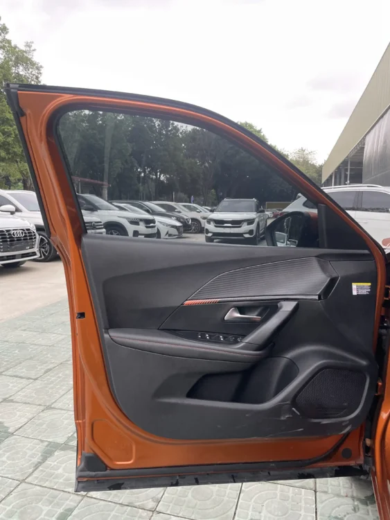 Peugeot 2008 230THP THE ONE