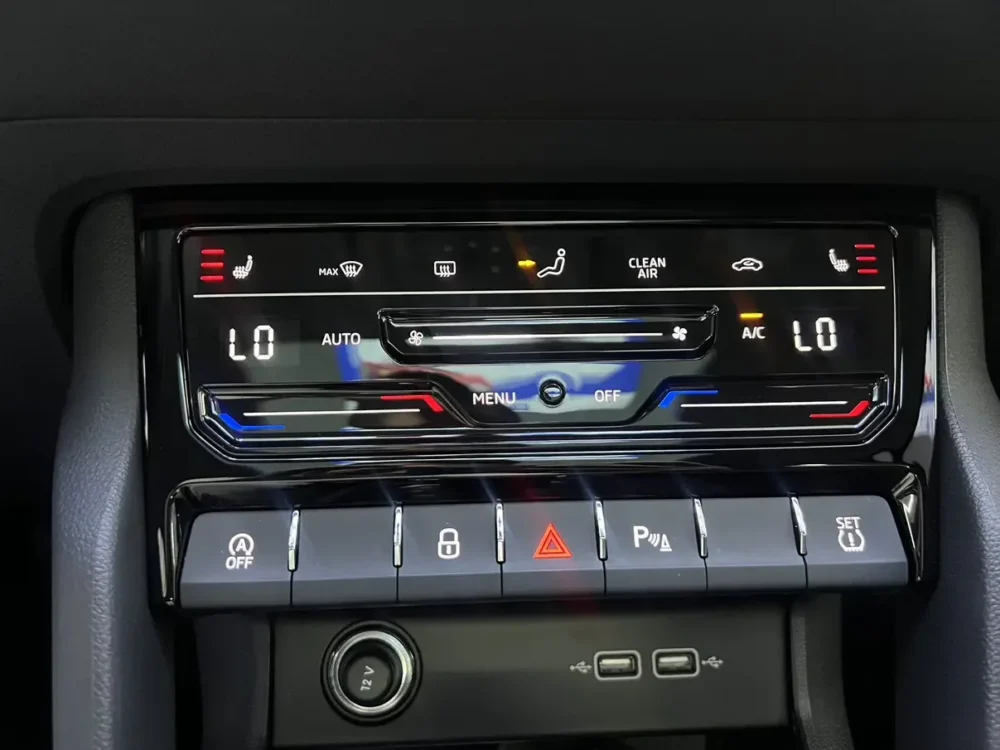 Skoda Karoq TSI280 Premium Edition