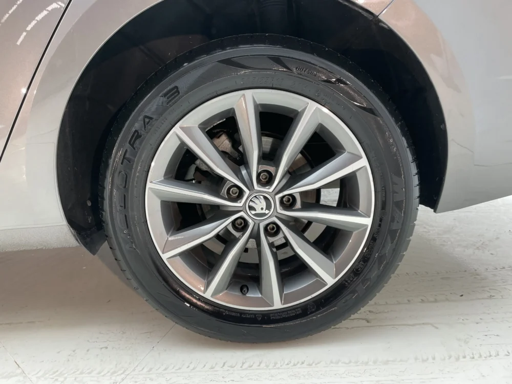 Skoda Octavia 2022 1.5L AT Comfort Edition