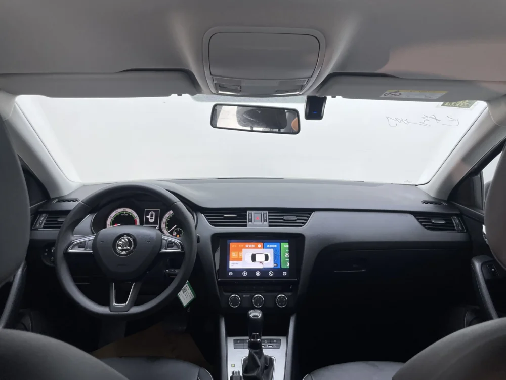 Skoda Octavia 2022 1.5L AT Comfort Edition