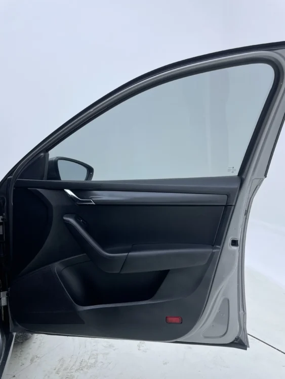 Skoda Octavia 2022 1.5L AT Comfort Edition