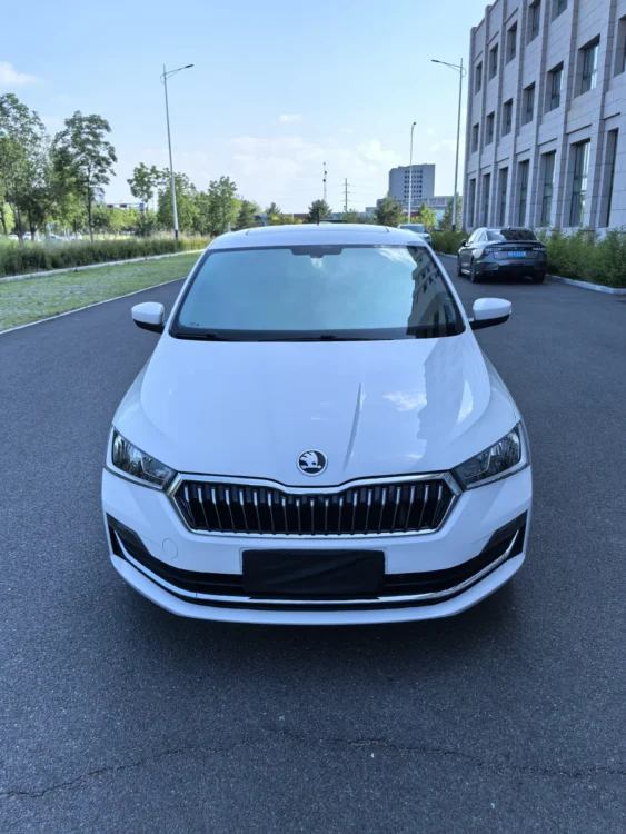 Skoda Rapid 1.5L AT Comfort Edition
