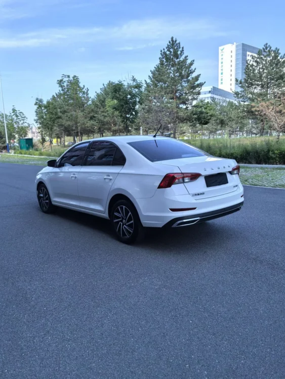 Skoda Rapid 1.5L AT Comfort Edition