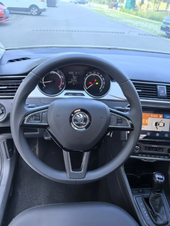 Skoda Rapid 1.5L AT Comfort Edition