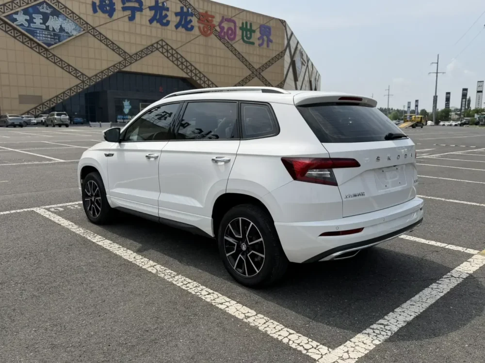 Skoda Karoq TSI280 Premium Edition