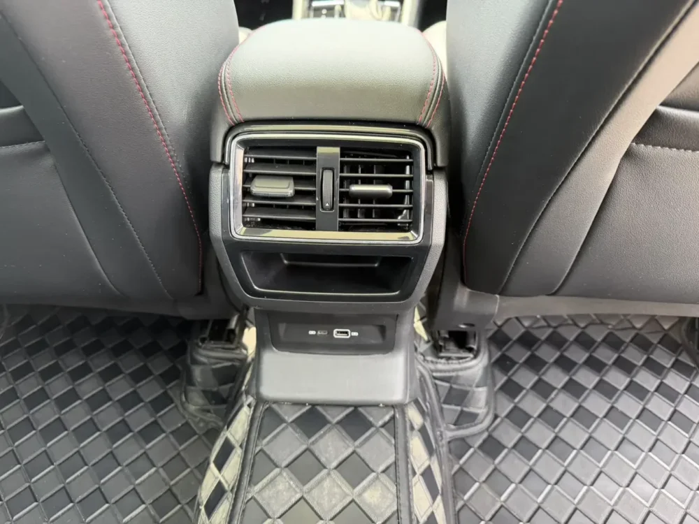 Skoda Karoq TSI280 Premium Edition