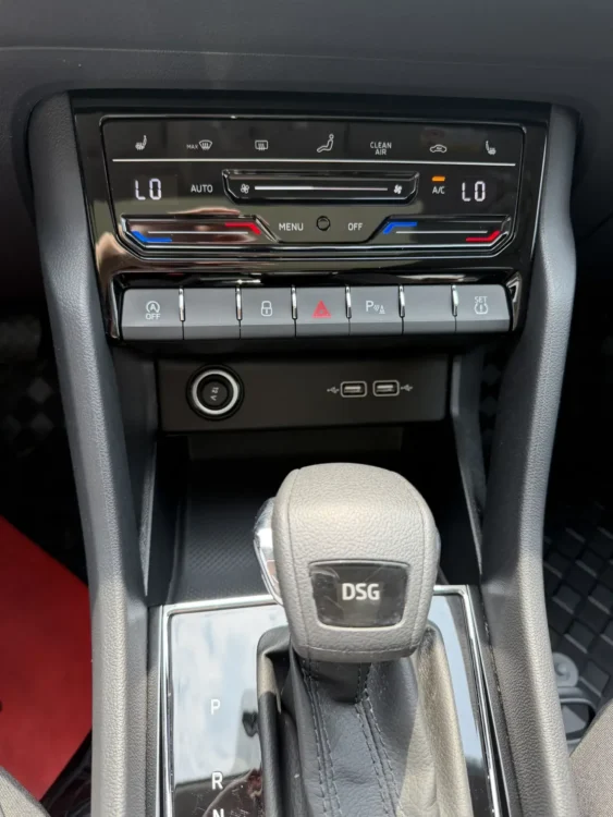 Skoda Karoq TSI280 Premium Edition