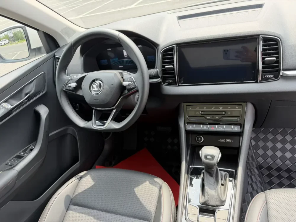 Skoda Karoq TSI280 Premium Edition