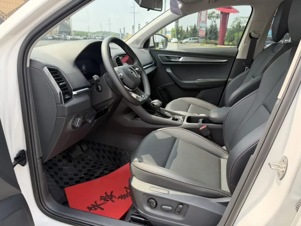 Skoda Karoq TSI280 Premium Edition