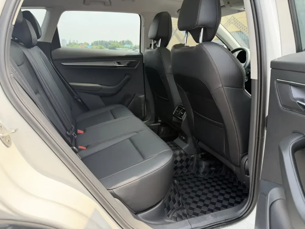 Skoda Karoq TSI280 Premium Edition